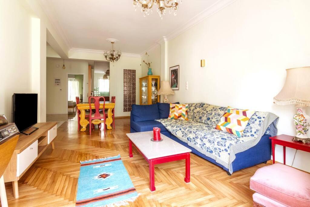 Iphigenia 2 Bedroom Retro Downtown Apartment เอเธนส์ ภายนอก รูปภาพ